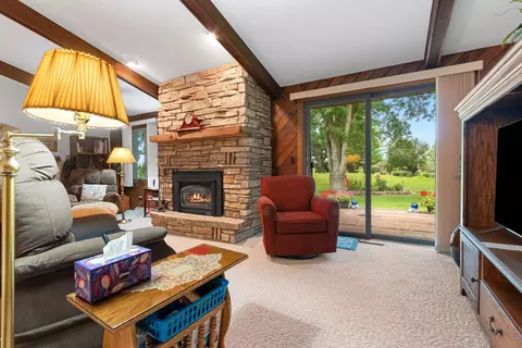Living - w5825 County Road O, Appleton, WI 54913 photo 5 of 5