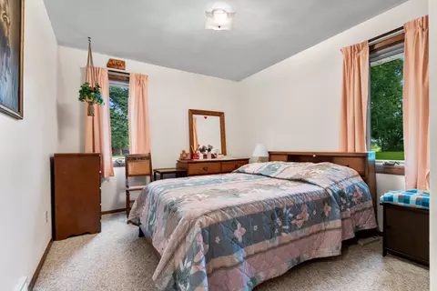 Bedroom - w5825 County Road O, Appleton, WI 54913 photo 3 of 4