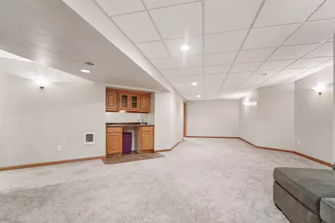 Living - 228 E Thornbrook Ln, Appleton, WI 54913 photo 8 of 8
