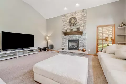 Living - 228 E Thornbrook Ln, Appleton, WI 54913 photo 6 of 8