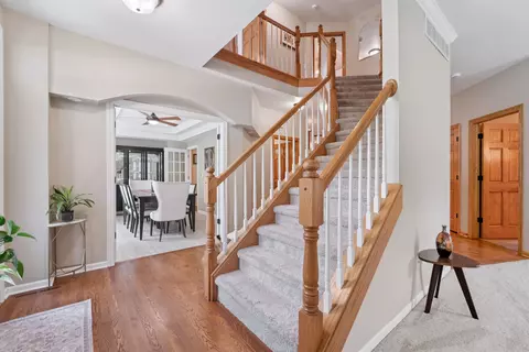 Entry Way - 228 E Thornbrook Ln, Appleton, WI 54913 photo 1 of 3