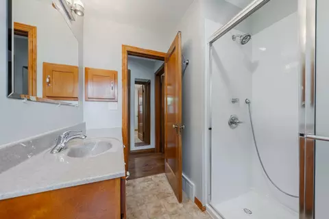 Bath - 1518 E Harriet St, Appleton, WI 54915 photo 1 of 3