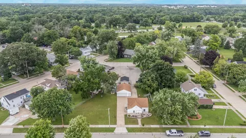 View/Area - 1518 E Harriet St, Appleton, WI 54915 photo 3 of 8