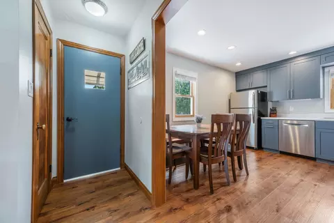 Entry Way - 1518 E Harriet St, Appleton, WI 54915 photo 1 of 2