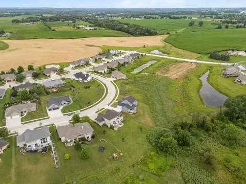 View/Area - 6630 N Headwall Cir, Appleton, WI 54913 photo 9 of 10