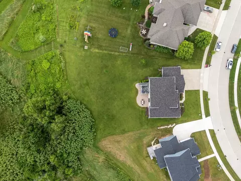 View/Area - 6630 N Headwall Cir, Appleton, WI 54913 photo 3 of 10