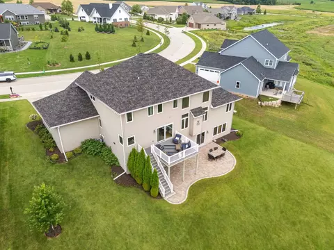View/Area - 6630 N Headwall Cir, Appleton, WI 54913 photo 1 of 10