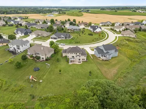 View/Area - 6630 N Headwall Cir, Appleton, WI 54913 photo 7 of 10