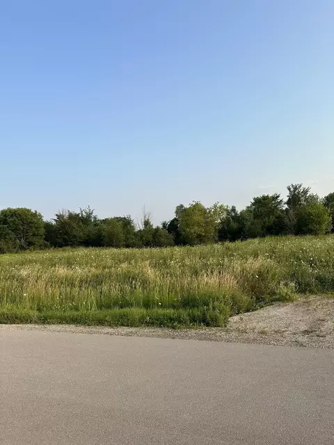 legacy lane, Wrightstown, WI 54180 photo 2