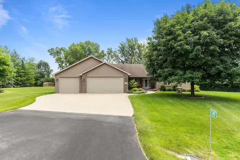 2959 E Ridge Pl, Neenah, WI 54956