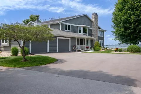 1500 Tacoma Beach Rd #3-3, Sturgeon Bay, WI 54235