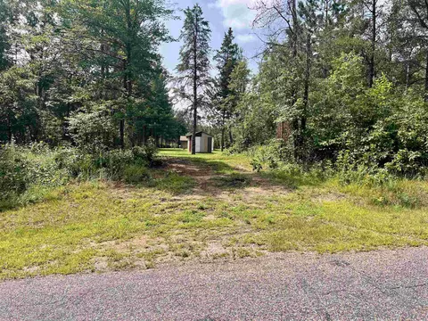 north avenue, Crivitz, WI 54114