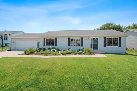 2118 Bufflehead Ln, Green Bay, WI 54311