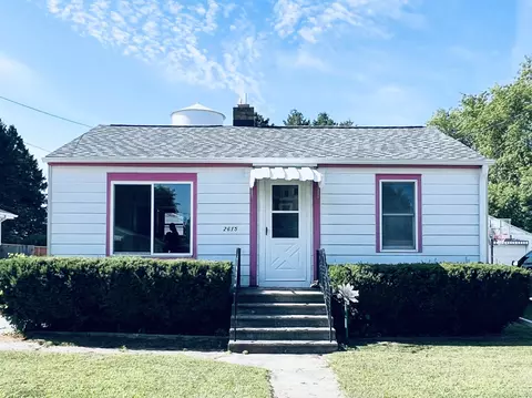 2615 14th St, Two Rivers, WI 54241