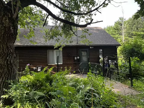 n2769 Taylor Court, Waupaca, WI 54981