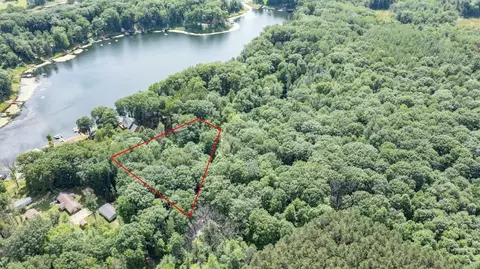 E Oak Ridge Lane, Gresham, WI 54128