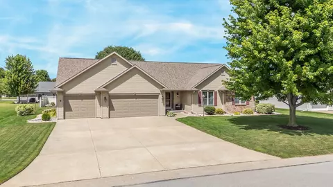 w5836 Sweet William Drive, Appleton, WI 54915