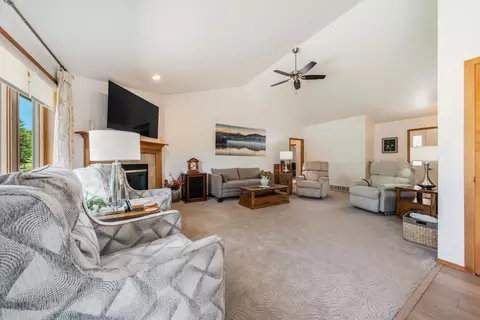 w5836 Sweet William Drive, Appleton, WI 54915 photo 6