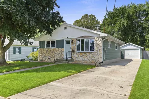 3624 Tannery Rd, Two Rivers, WI 54241
