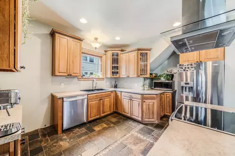 Kitchen - 1219 W Winnebago St, Appleton, WI 54914 photo 5 of 5