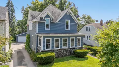 1219 W Winnebago St, Appleton, WI 54914