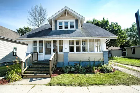 1519 22nd St, Two Rivers, WI 54241