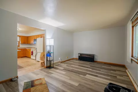 606 E Taft Ave, Appleton, WI 54915 photo 2