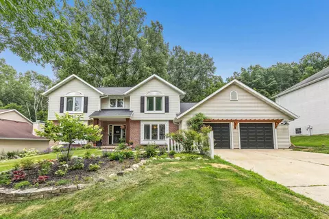 235 Windward Rd, Green Bay, WI 54301