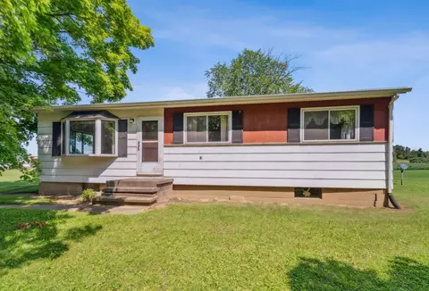 8604 Liberty School Rd, Omro, WI 54963