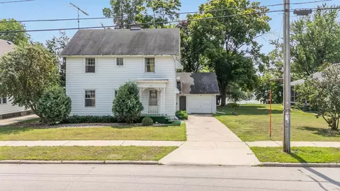286 Lake Ave, Montello, WI 53949