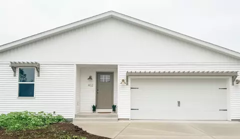 402 Prairie Fox St, North Fond Du Lac, WI 54937
