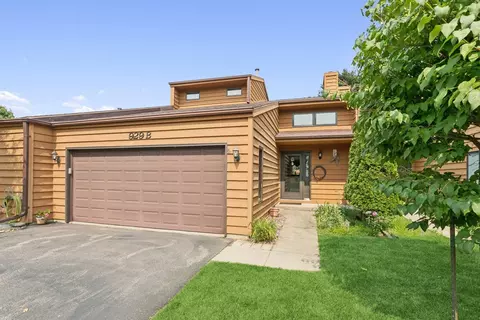 929 E Windfield Pl #B, Appleton, WI 54911