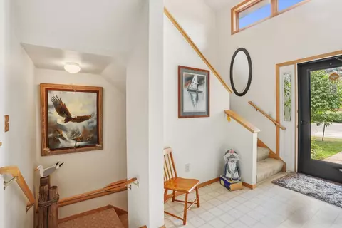 Entry Way - 929 E Windfield Pl #B, Appleton, WI 54911 photo 1 of 4