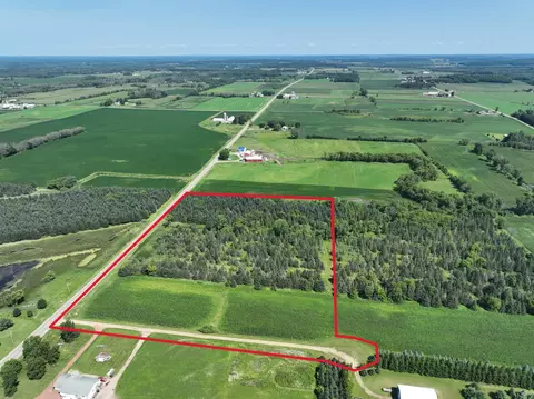 trinity lane, Manawa, WI 54949