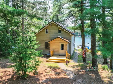 w5553 Springwater Drive, Wild Rose, WI 54984