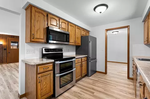 Kitchen - 2407 S Clover Ln, Appleton, WI 54915 photo 3 of 4