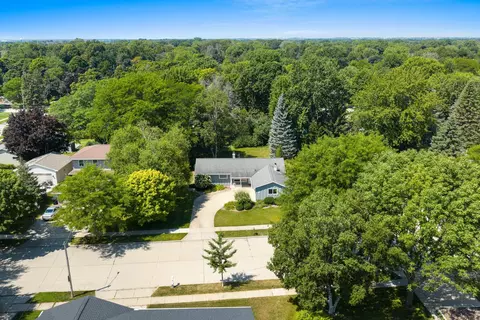 View/Area - 2407 S Clover Ln, Appleton, WI 54915 photo 2 of 3