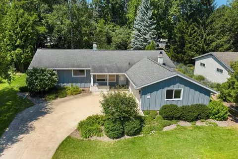 View/Area - 2407 S Clover Ln, Appleton, WI 54915 photo 1 of 3