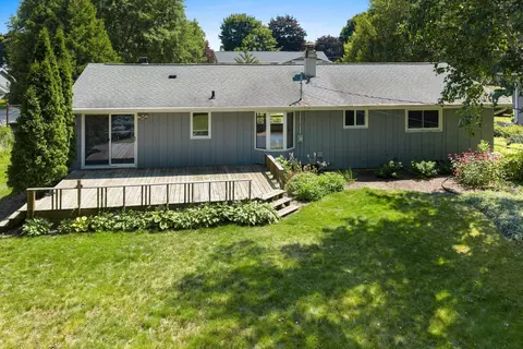 Exterior - 2407 S Clover Ln, Appleton, WI 54915 photo 7 of 11