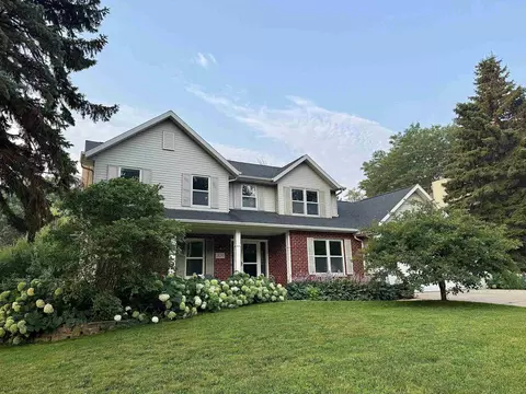 309 Evergreen Dr, Appleton, WI 54913