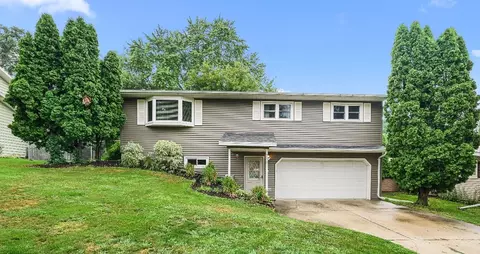 738 Mequon Ave, Fond Du Lac, WI 54935