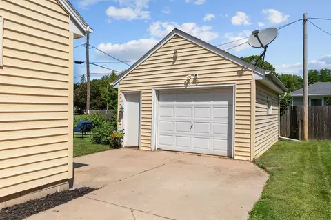 154 Foster Ct, Appleton, WI 54915 photo 3