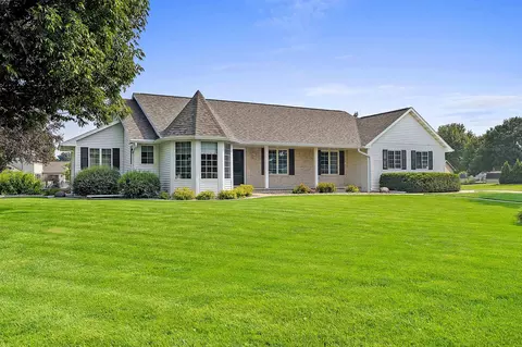 w2239 Pine Lane, Kaukauna, WI 54130 photo 3