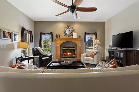 w2239 Pine Lane, Kaukauna, WI 54130 photo 8