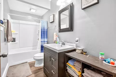 106 E Franklin St, Appleton, WI 54911 photo 9