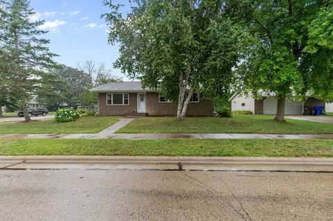 1609 Thelen Ave, Kaukauna, WI 54130