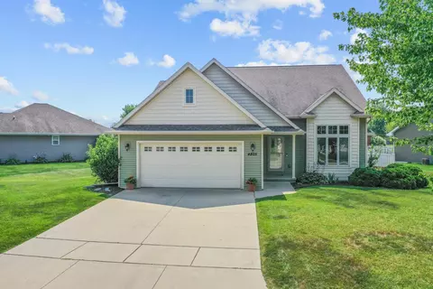 4805 Isabella Cir, Hobart, WI 54155