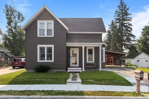 218 N Mill St, Hortonville, WI 54944