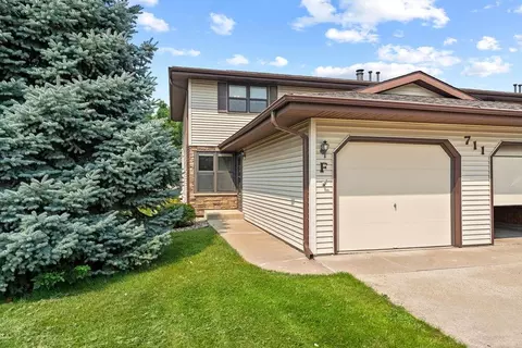 711 S Olson Ave #F, Appleton, WI 54914