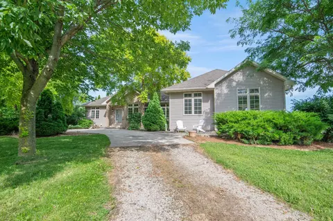 2103 Deer Haven Rd, Greenleaf, WI 54126